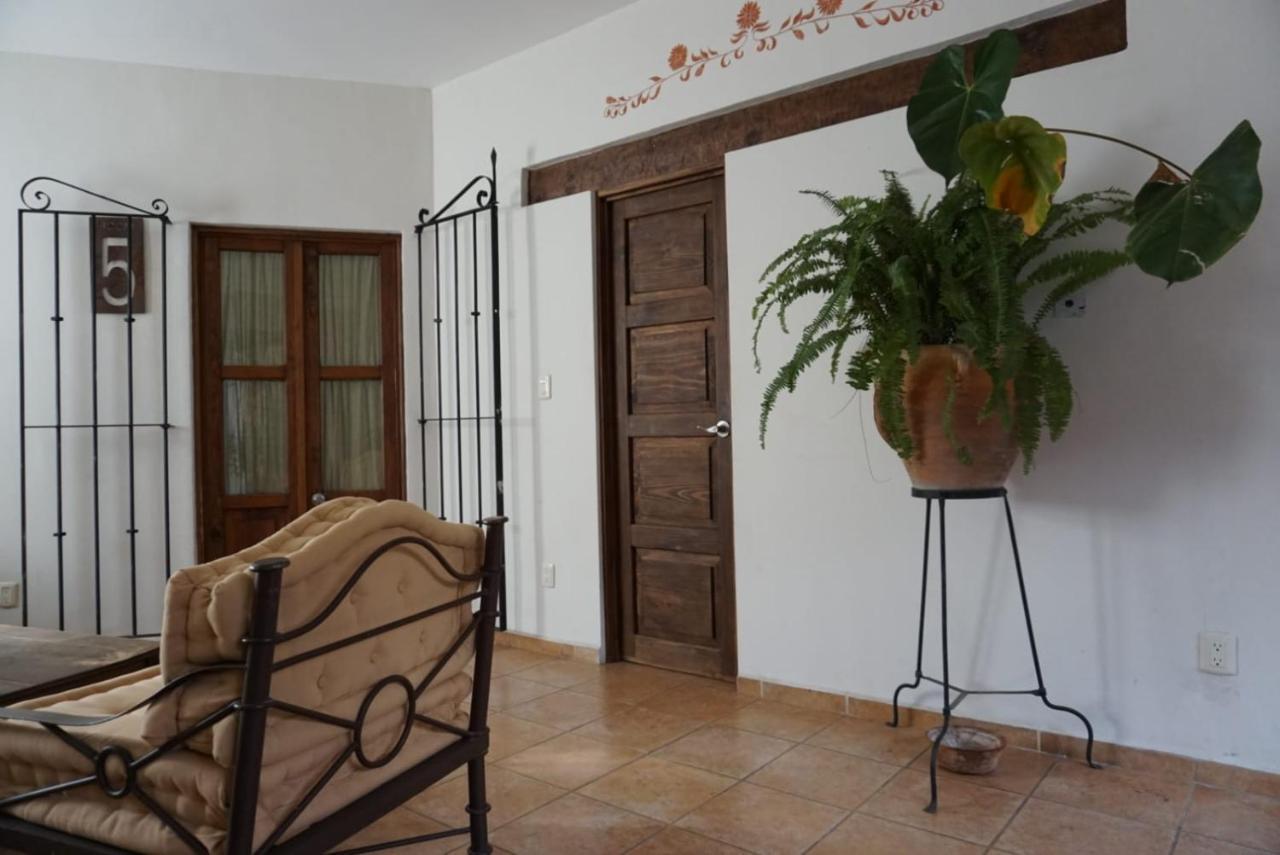 Alojamiento Jalatlaco - Car Rental! Estacionamiento En La Calle Sujeto A Disponibilidad Oaxaca Exteriér fotografie